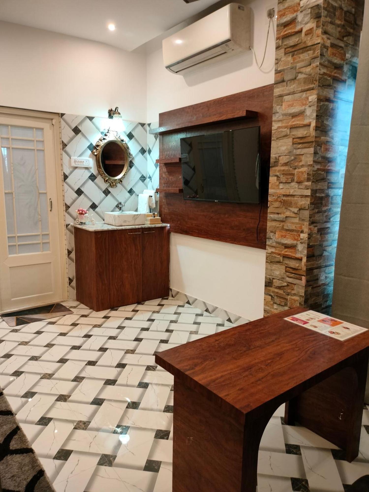 コッロリーニ コルカタ Bed & Breakfast エクステリア 写真